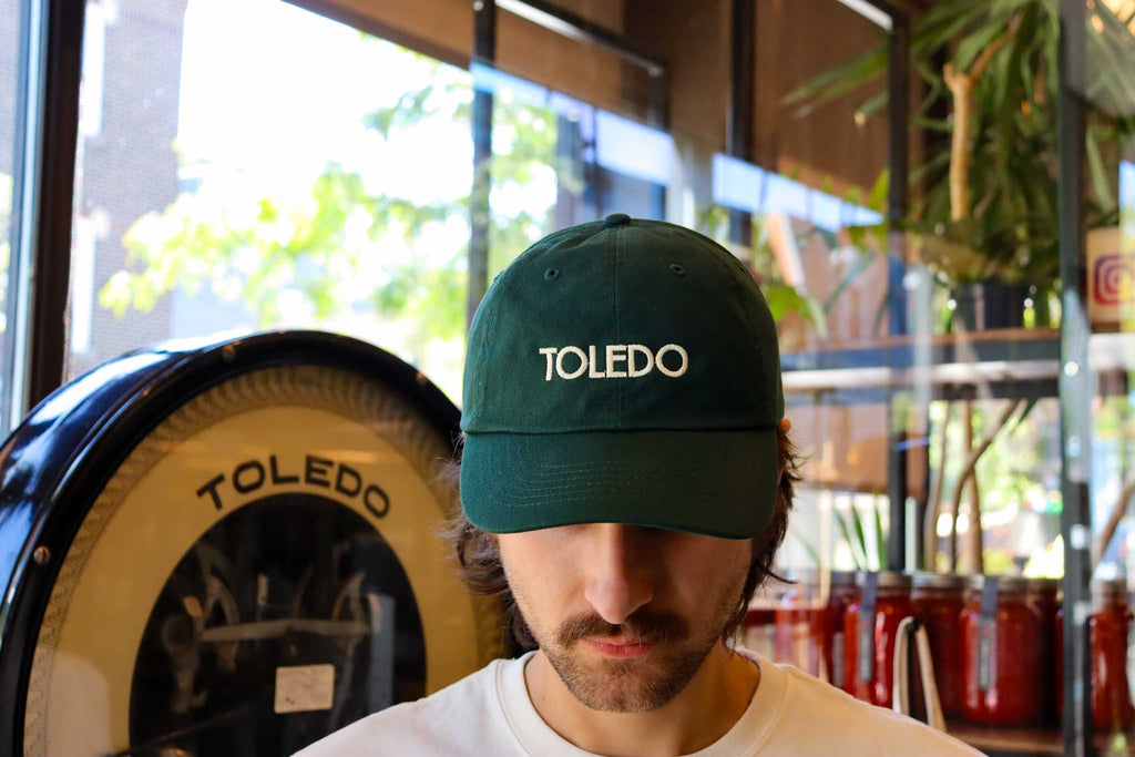 Casquette vert forêt avec broderie avant Toledo