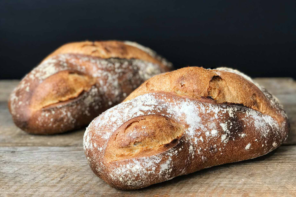 Pain composé d'un levain à la farine de Khorasan, petit goût légèrement sucré, se consomme à tous les repas.